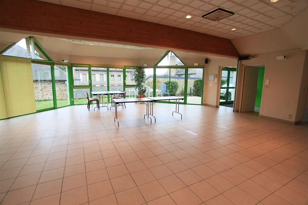 Contact Hotel - Hotel Le Lion D'Or Lamballe Exterior photo