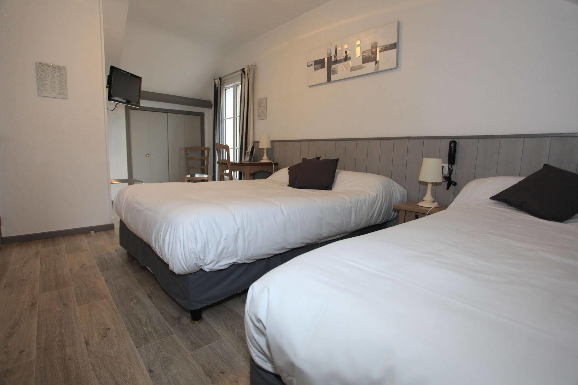 Contact Hotel - Hotel Le Lion D'Or Lamballe Exterior photo